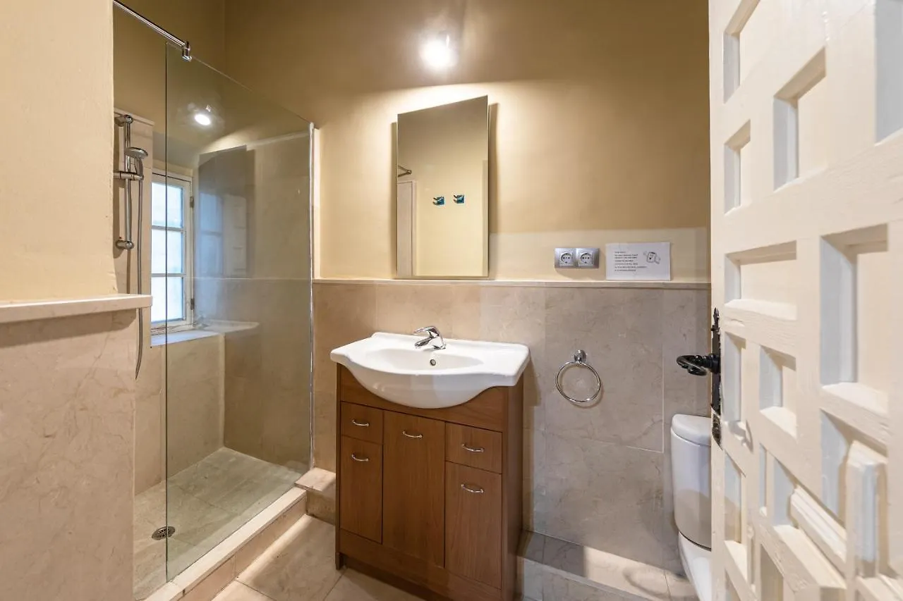 Apartmán Aoa Plaza Santa Marta Sevilla 0*,