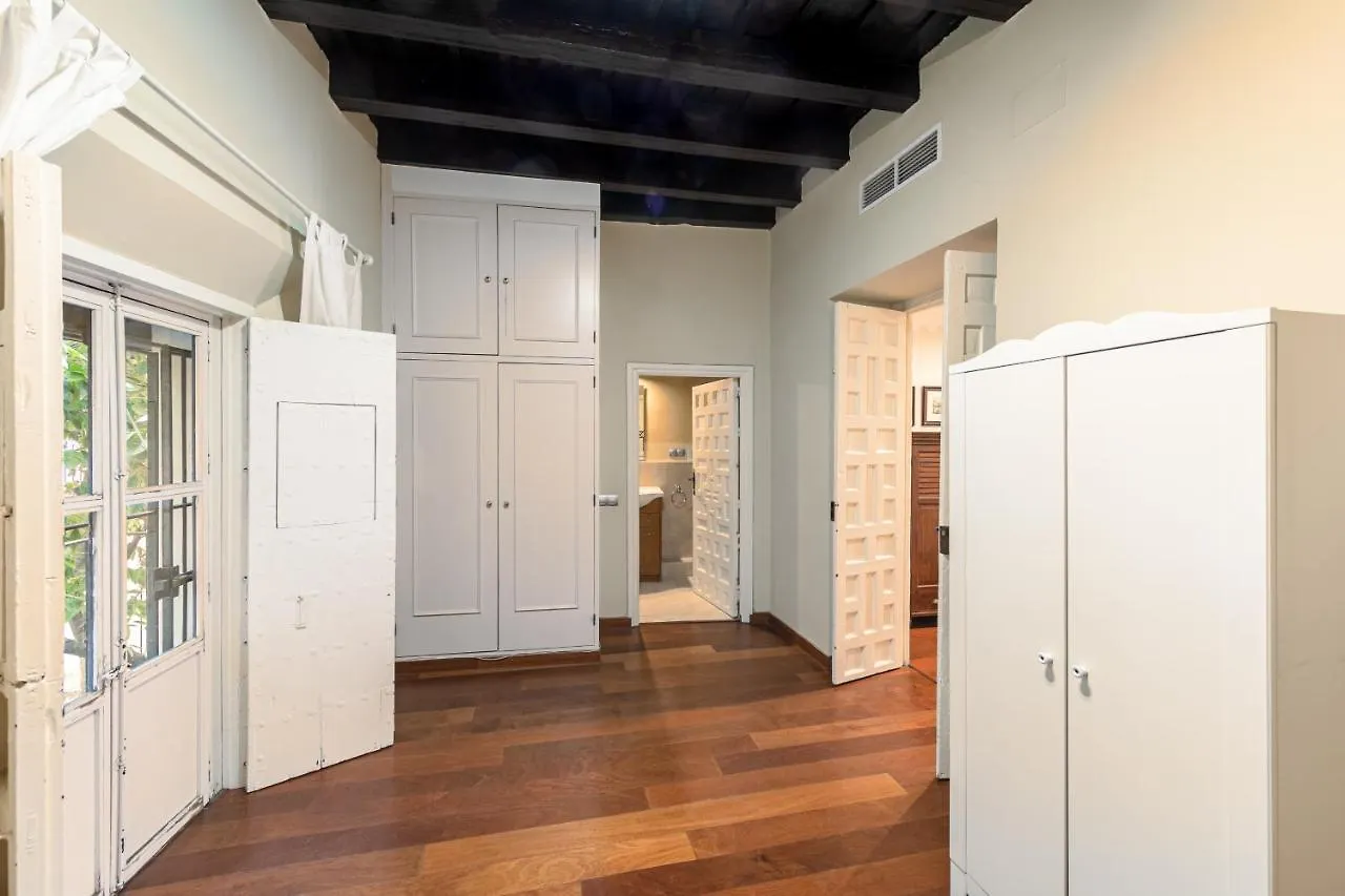 Aoa Plaza Santa Marta Apartment Seville